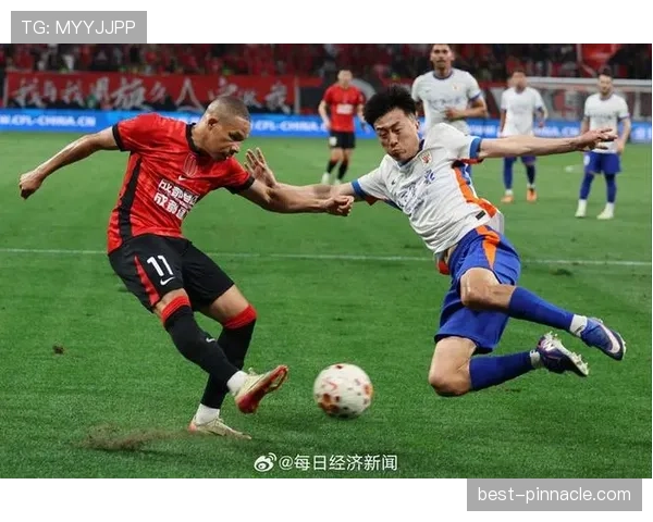 山东泰山联赛上半程战绩稳定，阵容磨合程度有明显提升